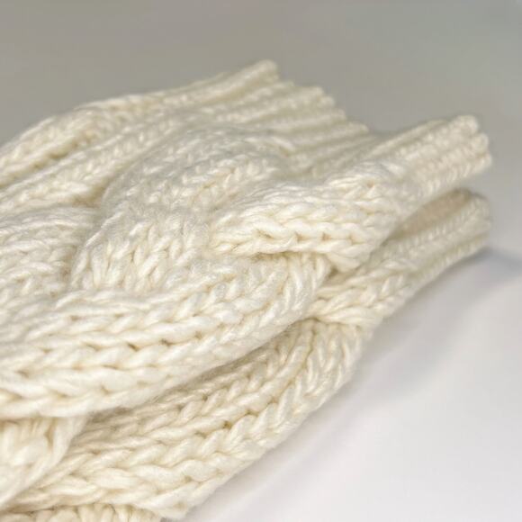 KBb Thick Cable Knit Soft Cream White Arm Warmers (NWT) - Picture 7 of 10